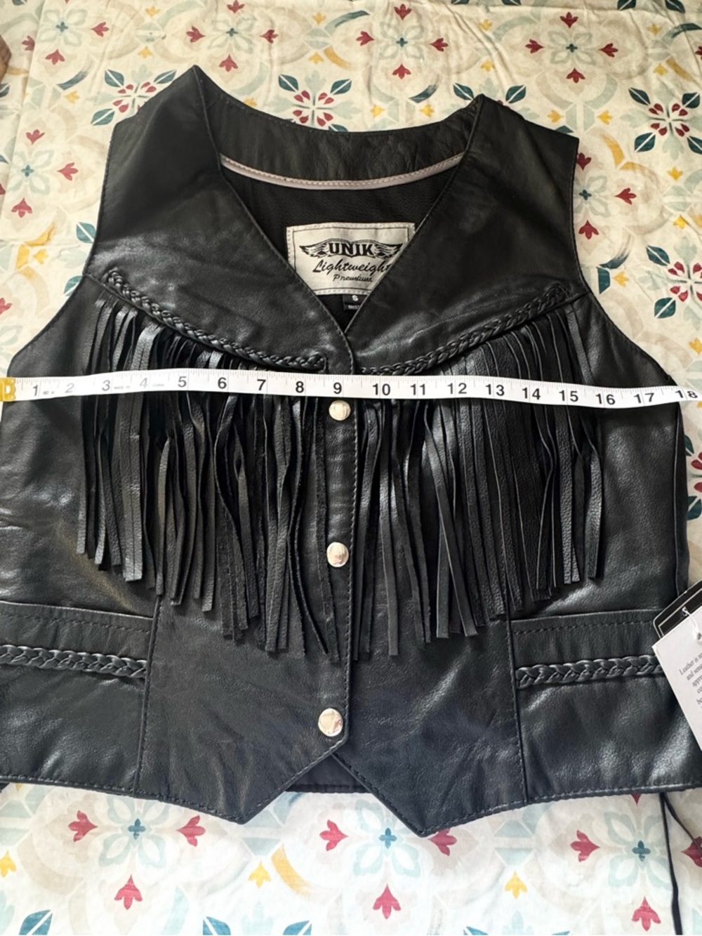 Unik Black Leather Fringe Vest - Picture 9 of 10